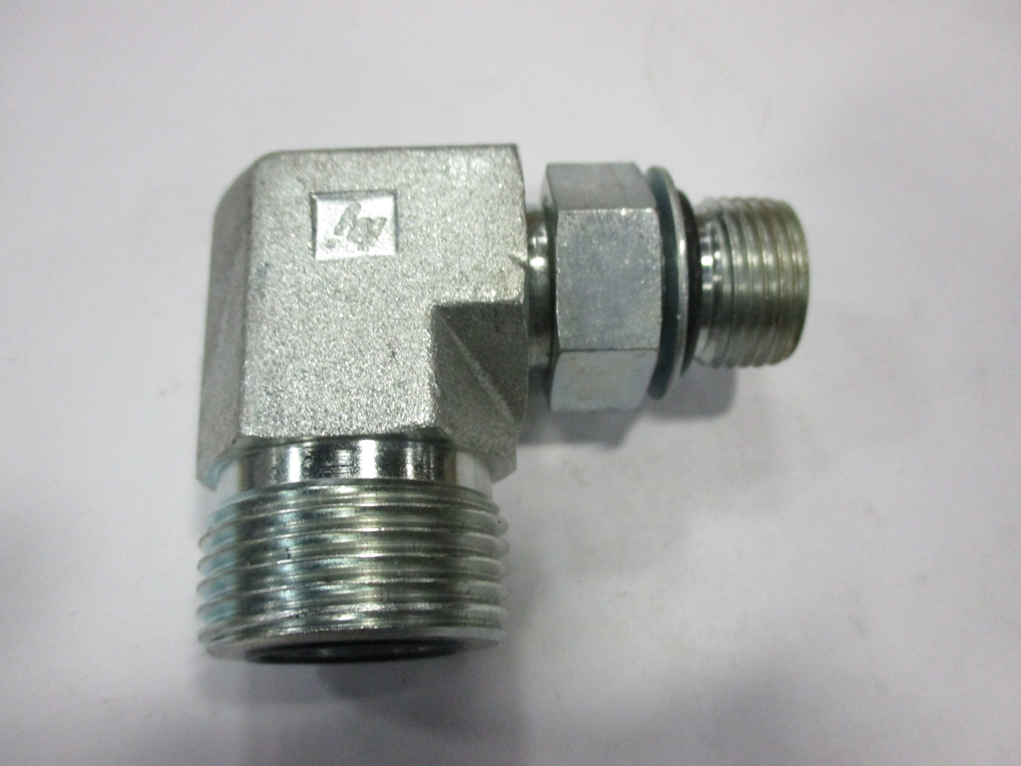 #12 FaSeal to #8 Oring 90 deg