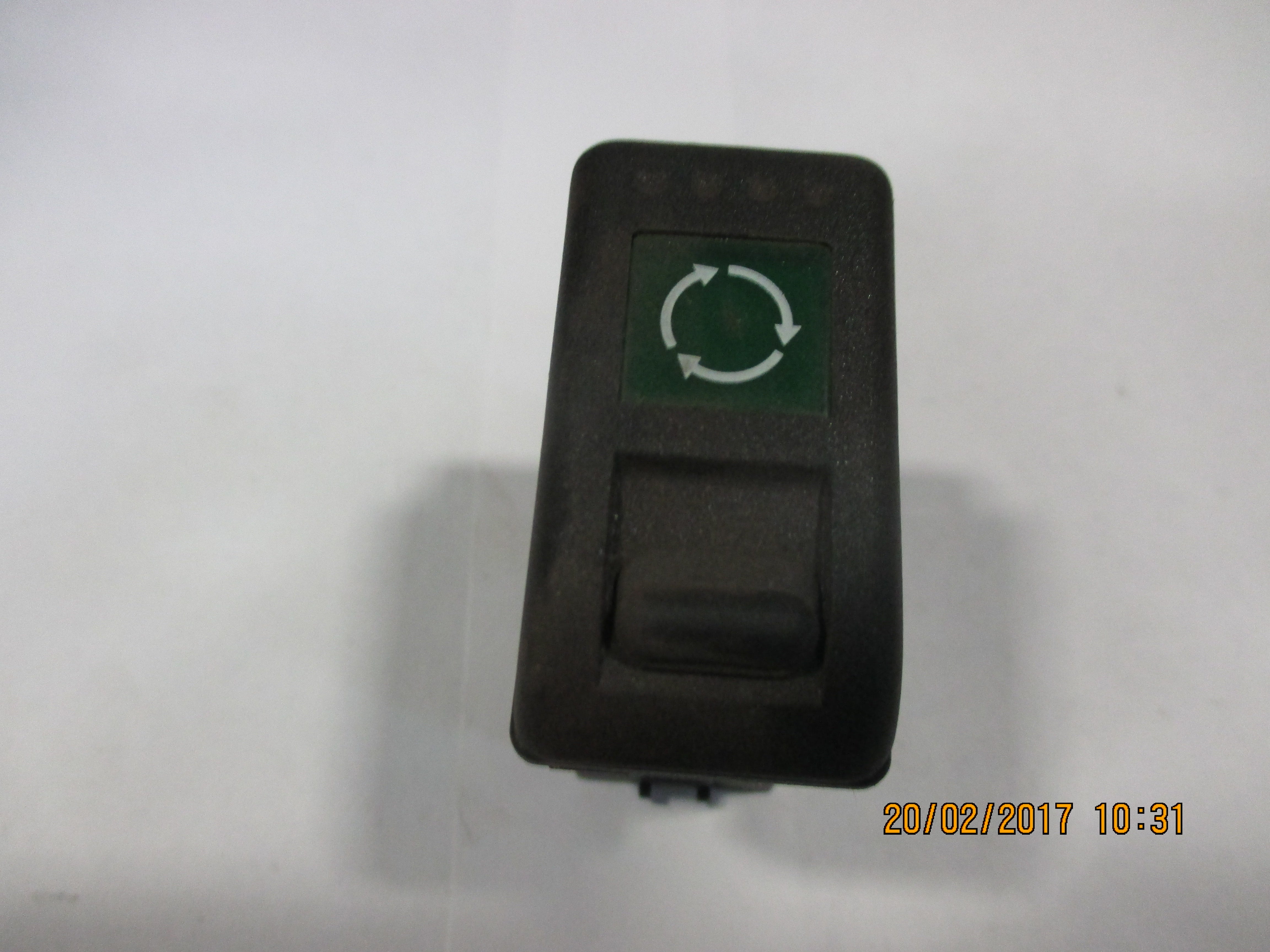 ROCKER SWITCHES FOR RT400