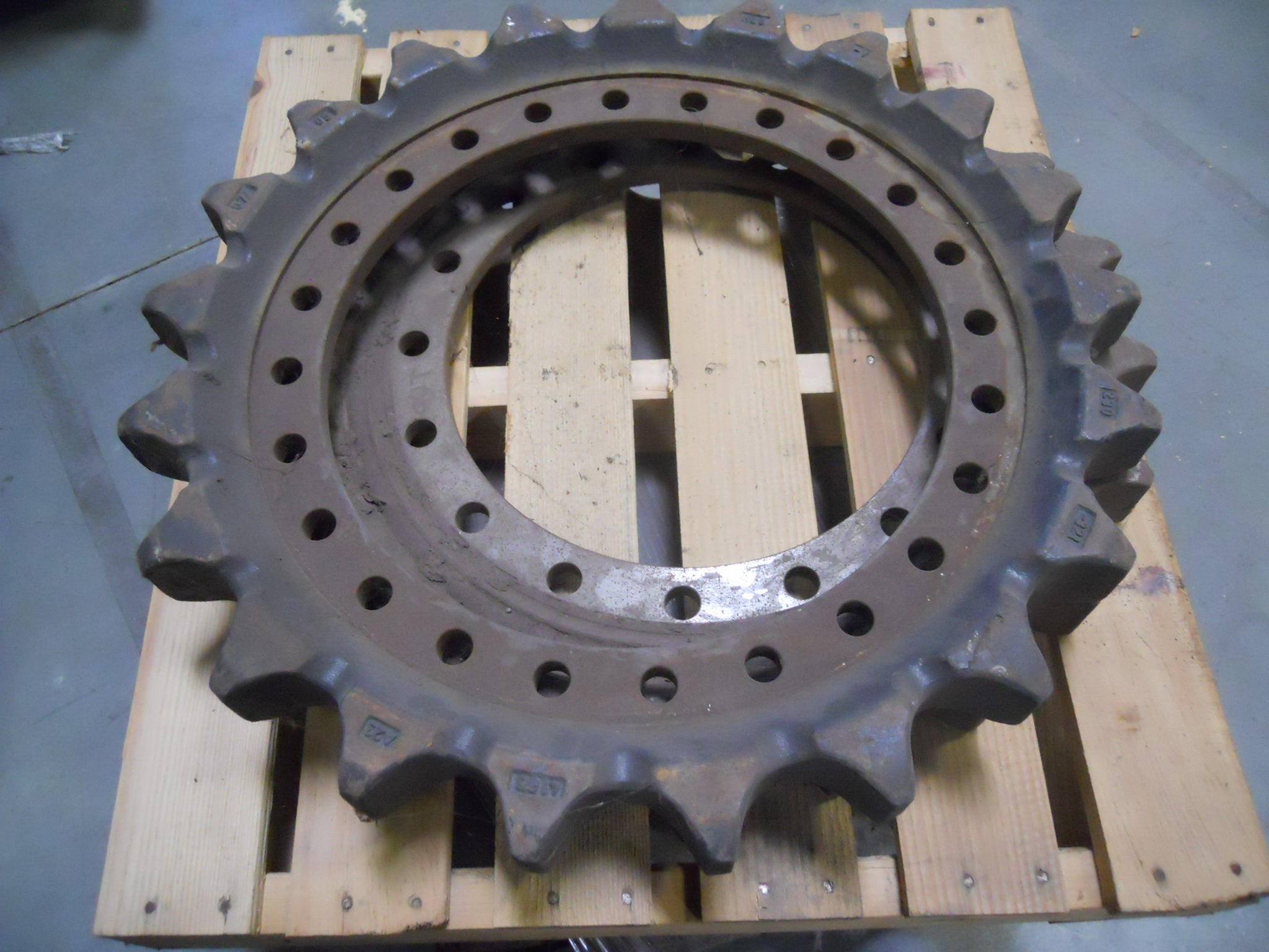 SPOCKET D4  RT400