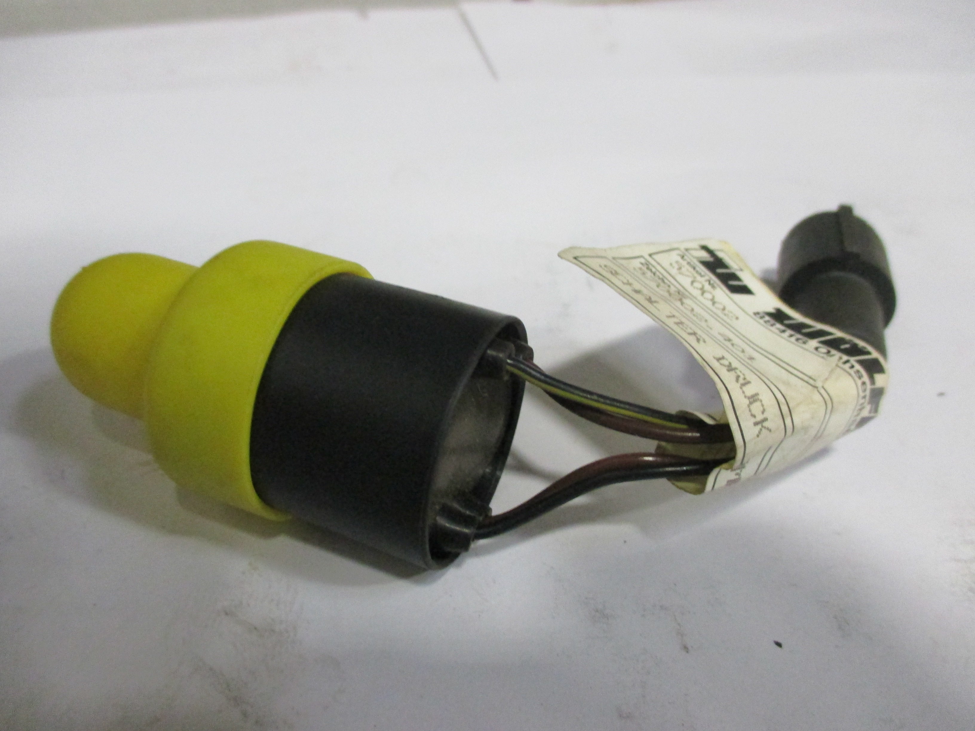 PRESSURE SWITCH - A/C RT400
